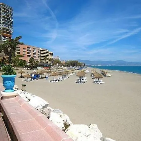 5 Personas + Parking + Piscina Todo El Ano Apartment Torremolinos